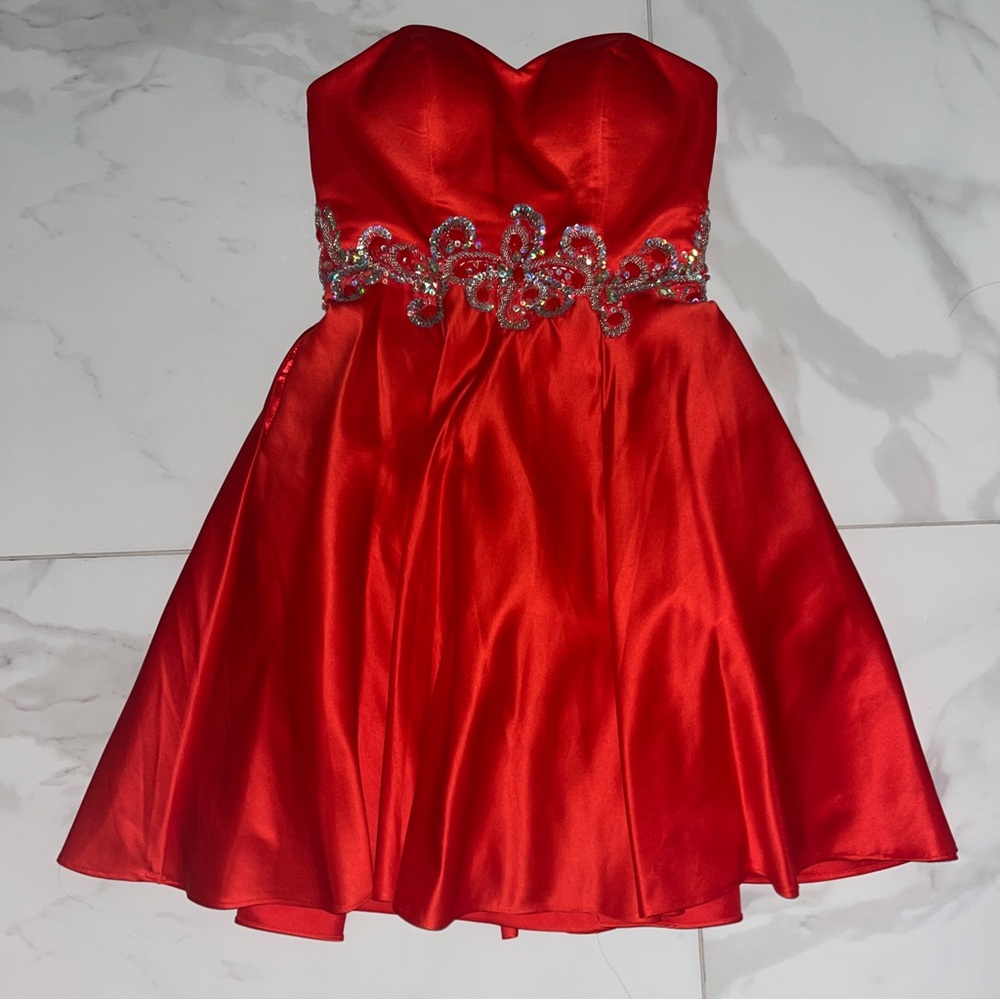 Red Strapless Prom Dress
